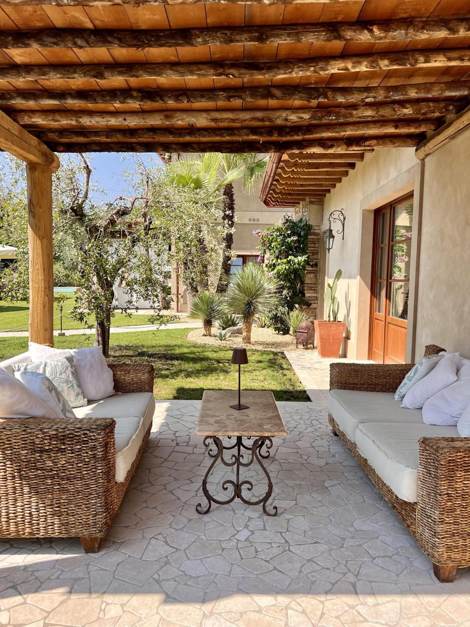 Villa Mario Resort Salò Buitenkant foto